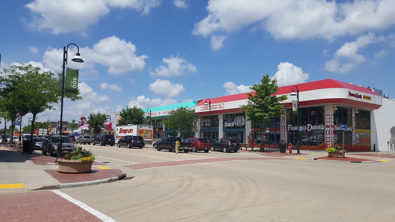 Alpine Motel In Heart Of Wisconsin Dells Downtown. מראה חיצוני תמונה